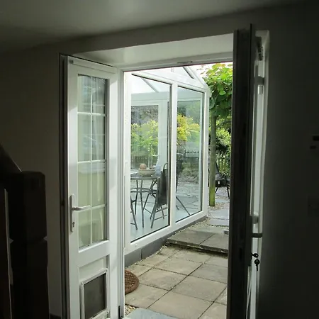 Ragstones Bed & Breakfast 4*